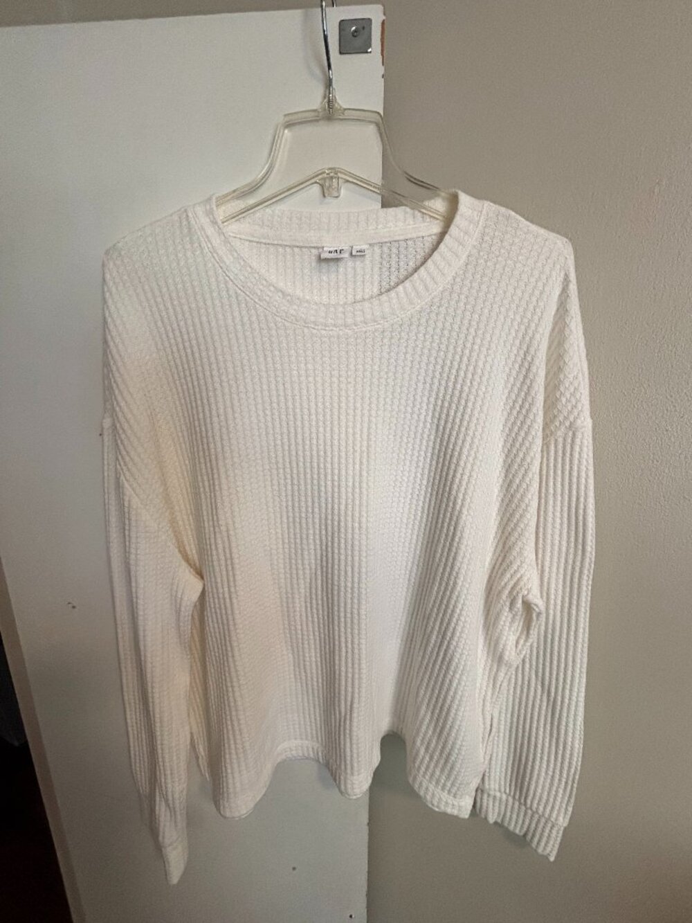 GAP women white crew neck waffle knit long sleeve tee SZ: L